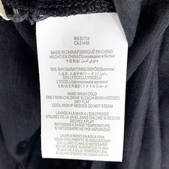 BCBGMAXAZRIA Anabella Pleated Cinch-Back Cap Sleeve Burnout Tee in Black - Picture 6 of 8